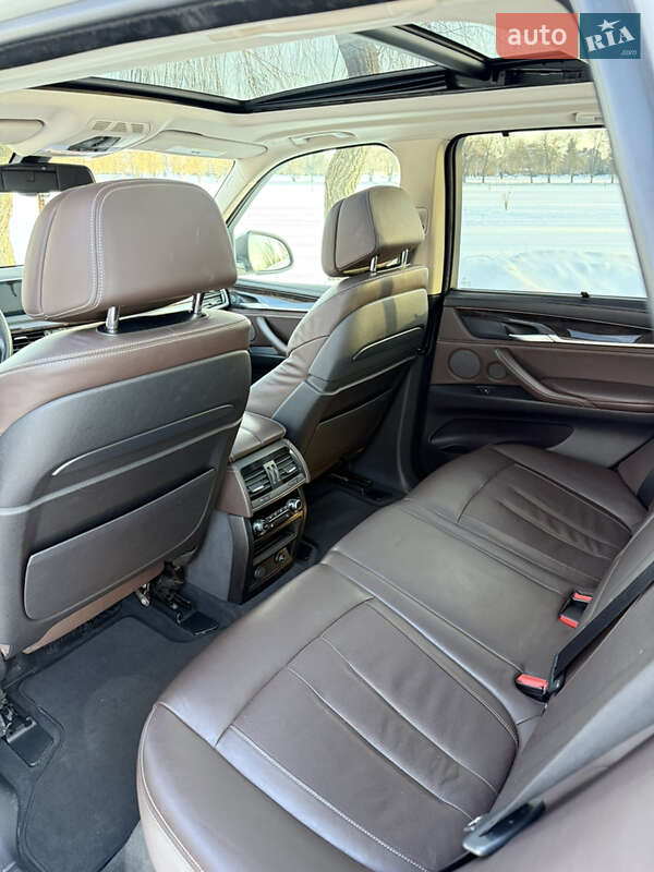 Внедорожник / Кроссовер BMW X5 2015 в Ровно фото 16 Внедорожник / Кроссовер BMW X5 2015 в Ровно