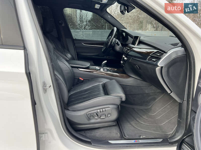 Внедорожник / Кроссовер BMW X5 2016 в Киеве