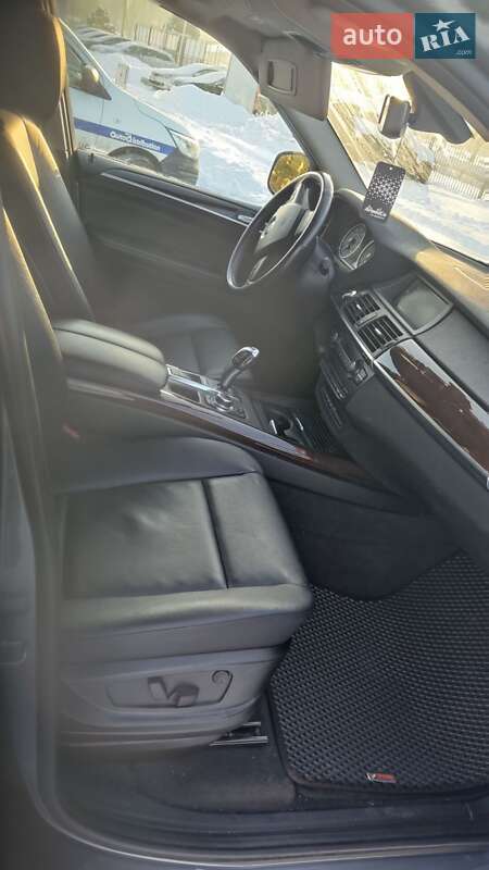 Позашляховик / Кросовер BMW X5 2012 в Рівному