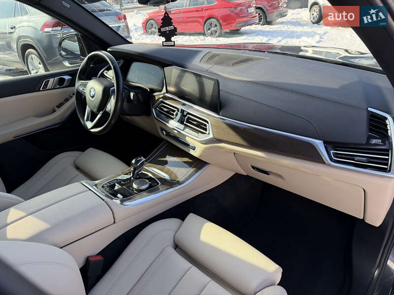 Внедорожник / Кроссовер BMW X5 2019 в Луцке