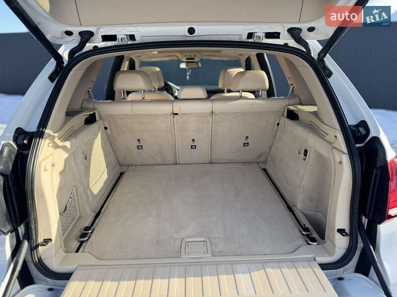 Позашляховик / Кросовер BMW X5 2014 в Львові