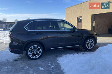 Внедорожник / Кроссовер BMW X5 2015 в Луцке