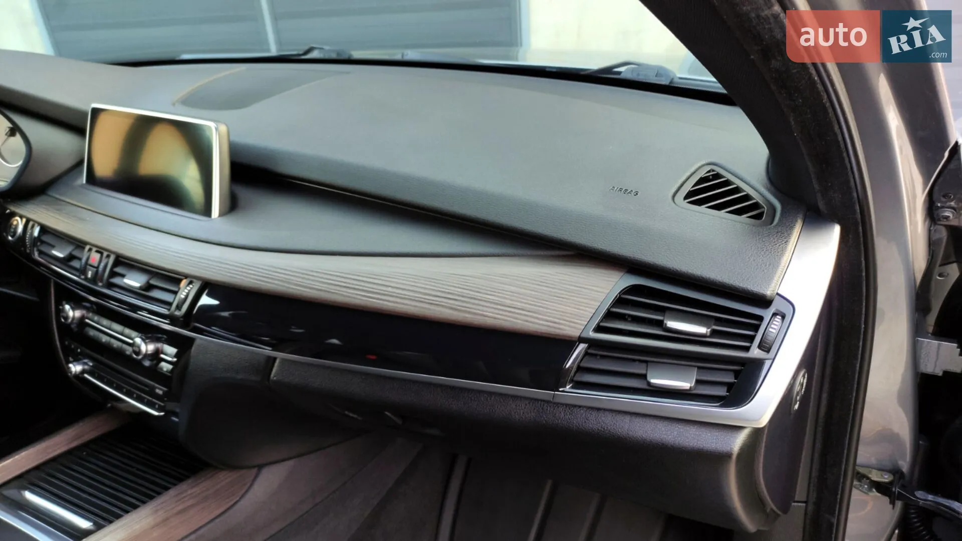 2015 BMW X5 - мініатюра 17