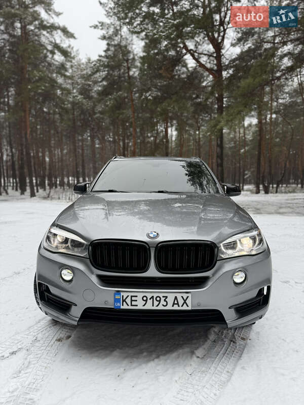 Позашляховик / Кросовер BMW X5 2014 в Кам'янському