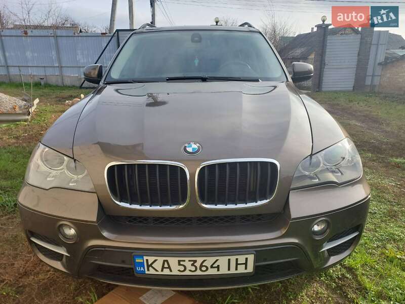 Позашляховик / Кросовер BMW X5 2011 в Києві фото 15 Позашляховик / Кросовер BMW X5 2011 в Києві