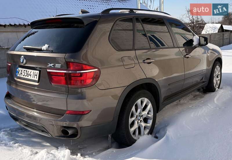 Позашляховик / Кросовер BMW X5 2011 в Києві фото 7 Позашляховик / Кросовер BMW X5 2011 в Києві