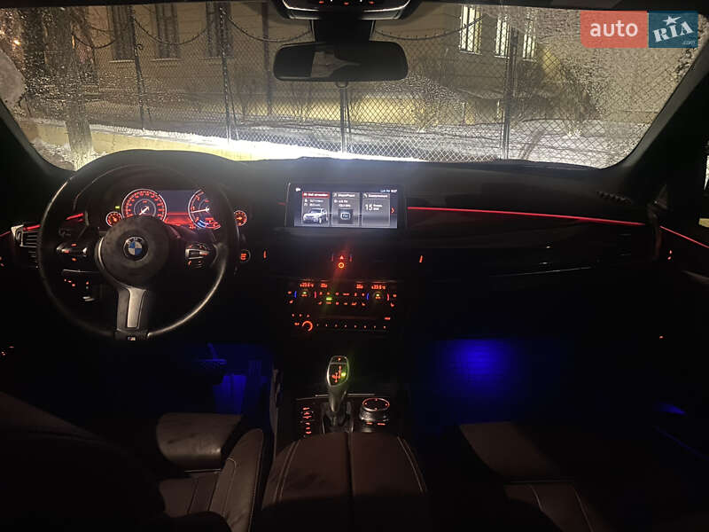 Внедорожник / Кроссовер BMW X5 2018 в Черновцах