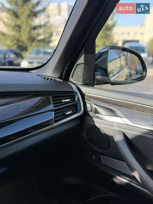 Позашляховик / Кросовер BMW X5 2018 в Львові
