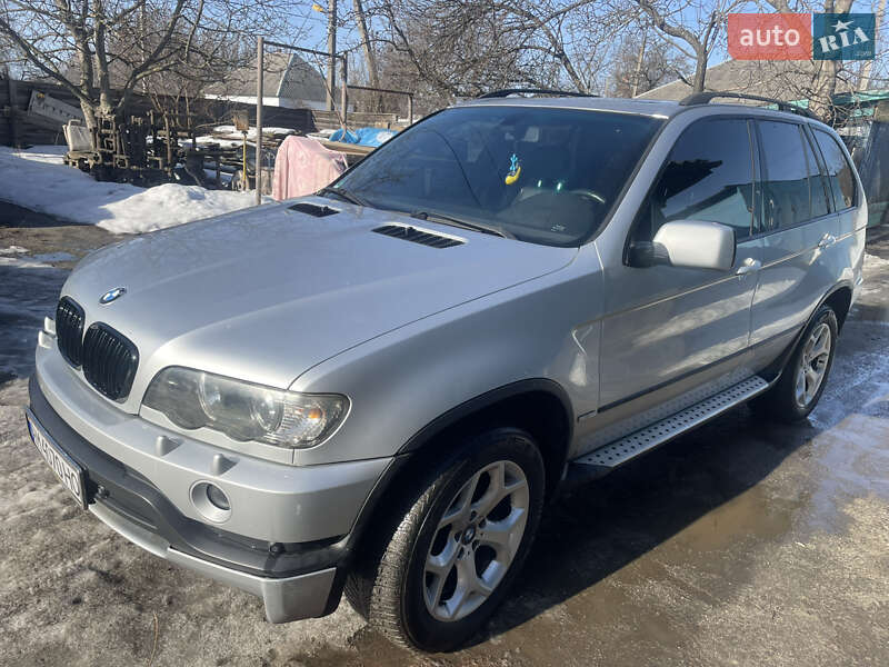 Внедорожник / Кроссовер BMW X5 2002 в Малине