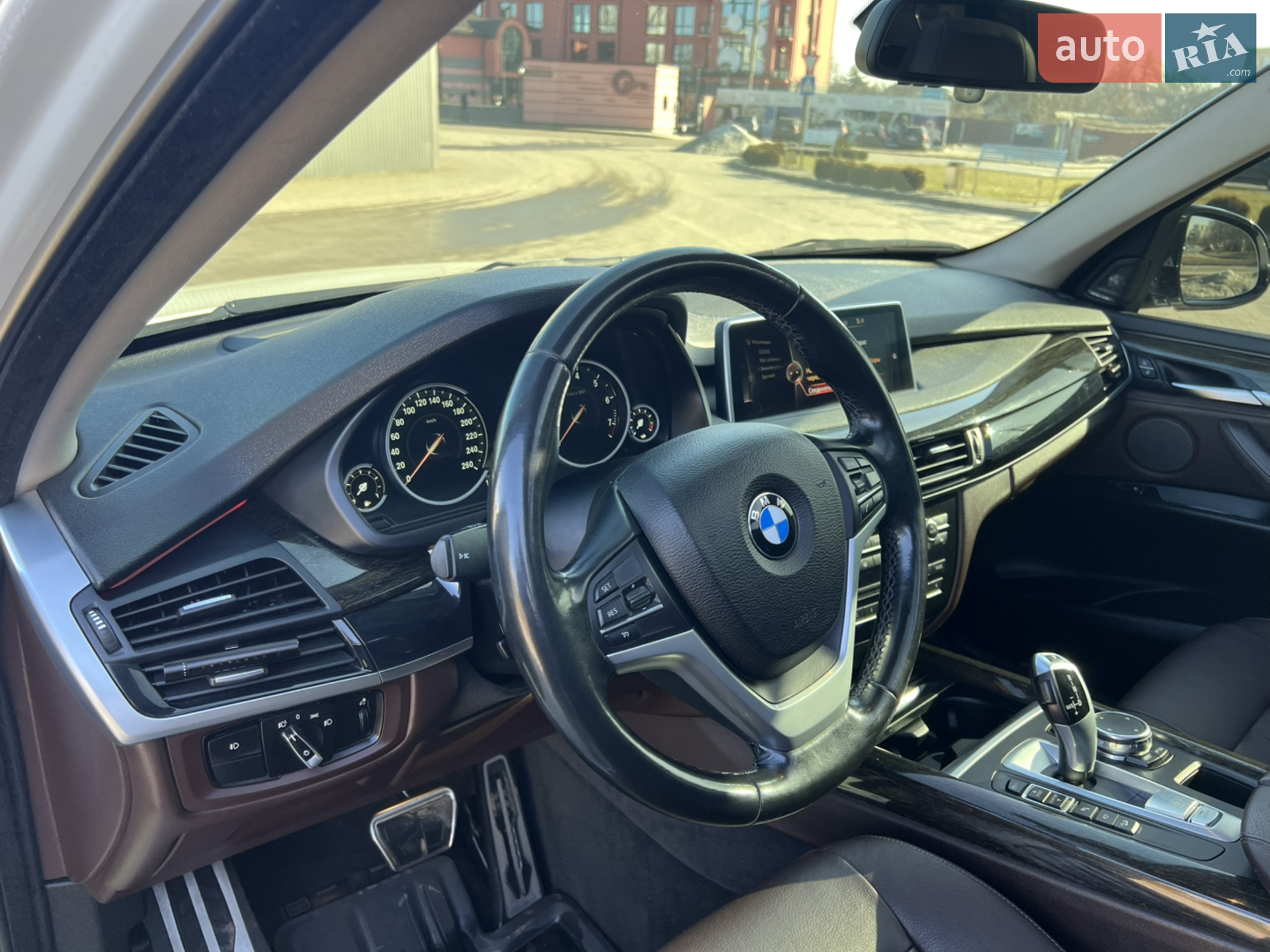 2016 BMW X5 - мініатюра 15