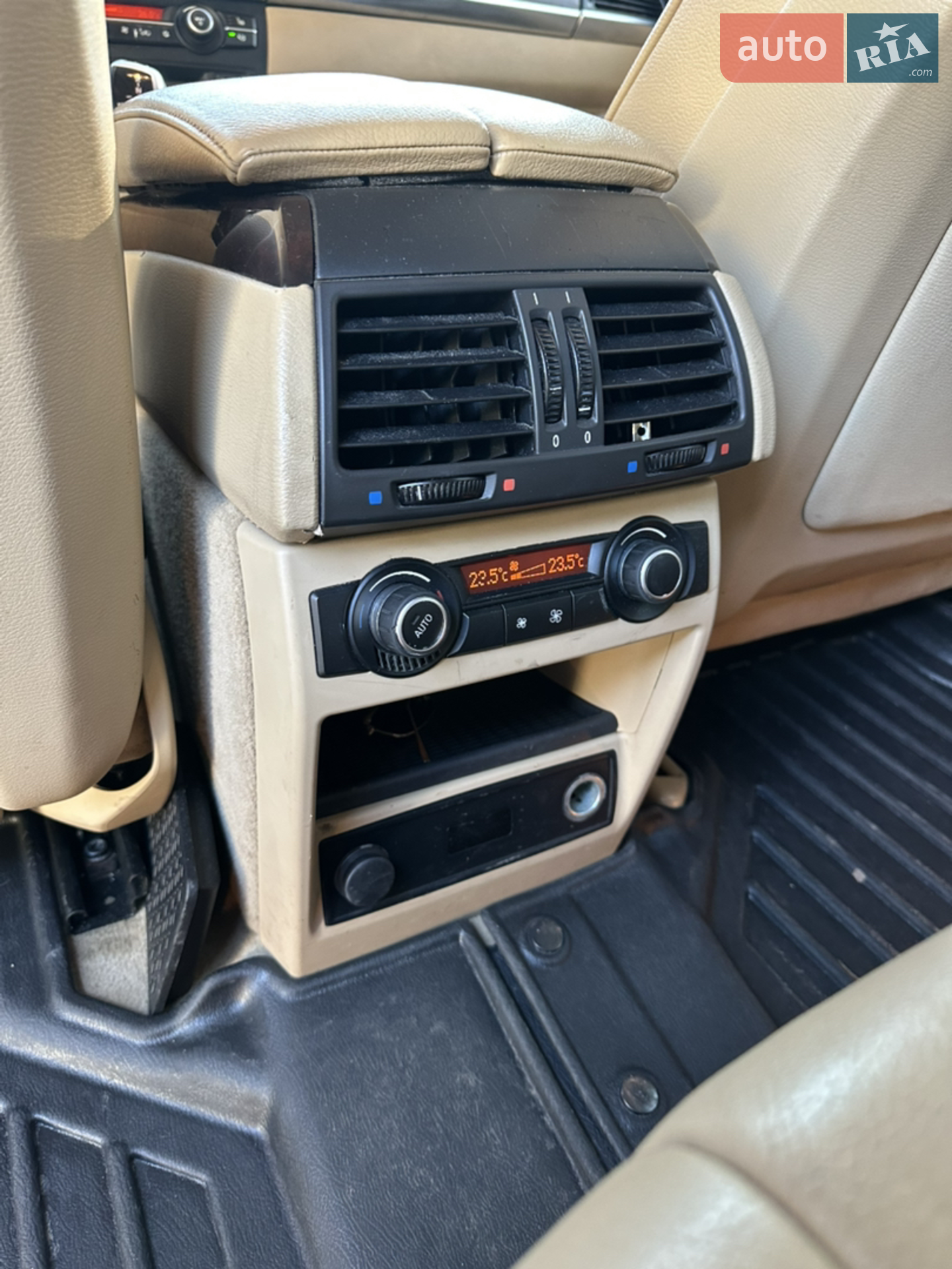 2010 BMW X5 - мініатюра 9
