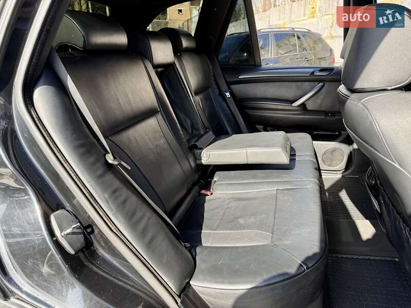 Позашляховик / Кросовер BMW X5 2004 в Харкові