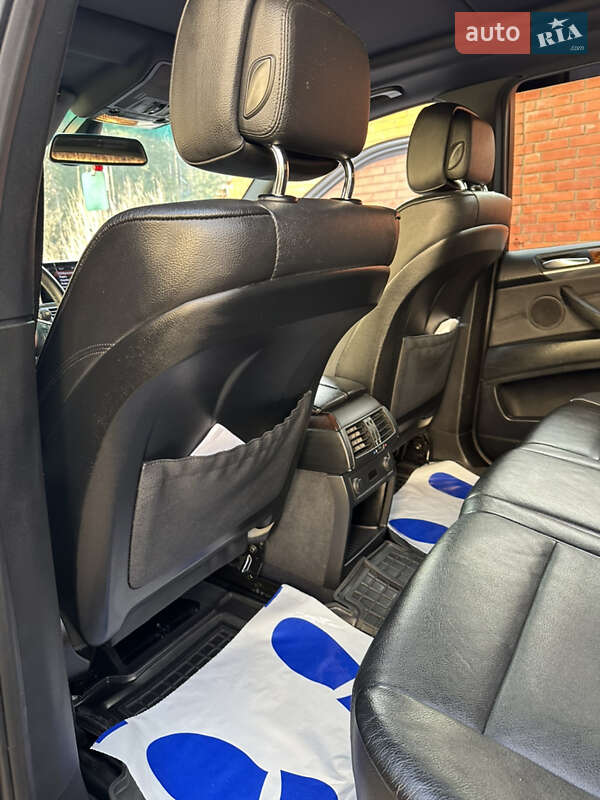 Позашляховик / Кросовер BMW X5 2011 в Микуличині