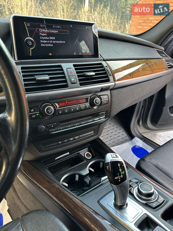 Позашляховик / Кросовер BMW X5 2011 в Микуличині