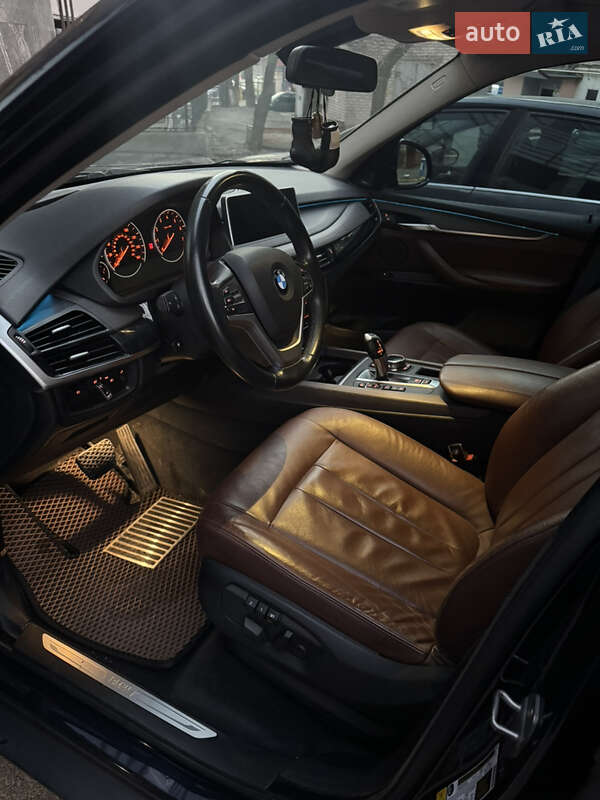 Позашляховик / Кросовер BMW X5 2014 в Запоріжжі
