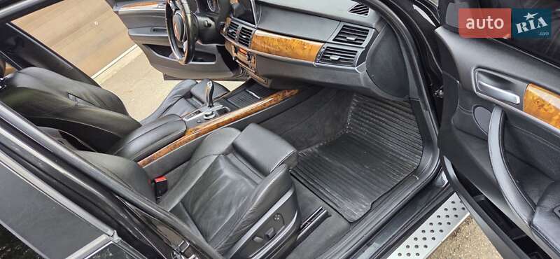 Внедорожник / Кроссовер BMW X5 2007 в Смеле