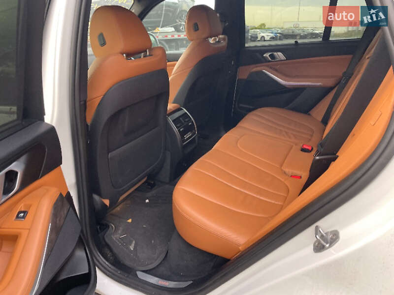 Позашляховик / Кросовер BMW X5 2018 в Києві фото 45 Позашляховик / Кросовер BMW X5 2018 в Києві