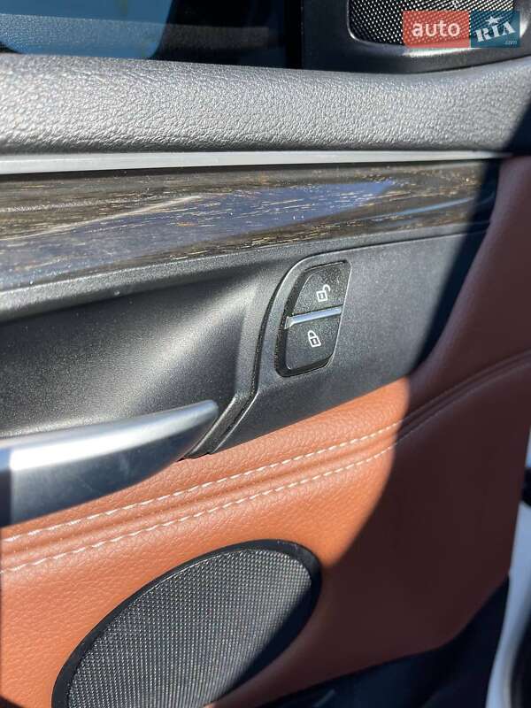 Позашляховик / Кросовер BMW X5 2017 в Львові фото 15 Позашляховик / Кросовер BMW X5 2017 в Львові