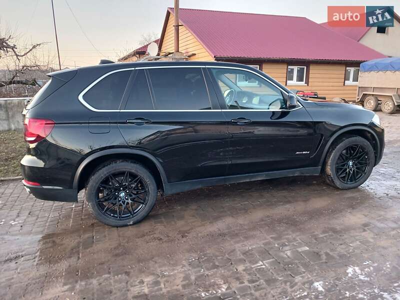 Внедорожник / Кроссовер BMW X5 2016 в Врадиевке