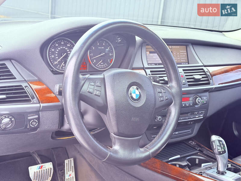 Внедорожник / Кроссовер BMW X5 2007 в Харькове