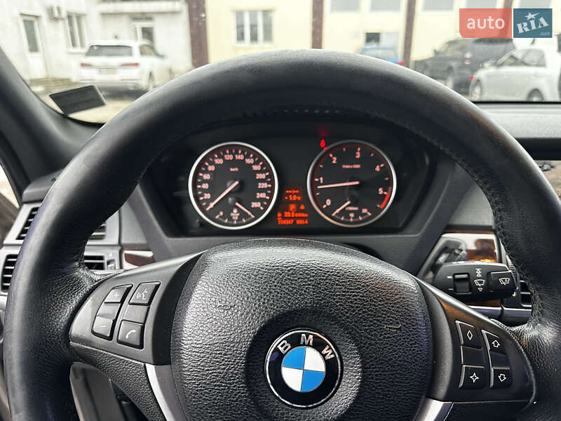Позашляховик / Кросовер BMW X5 2008 в Рівному