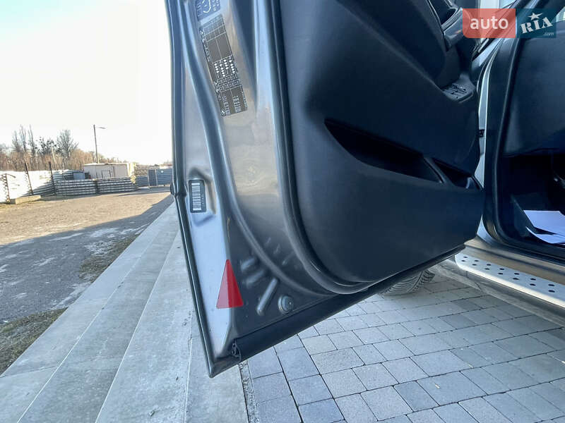 Позашляховик / Кросовер BMW X5 2006 в Луцьку