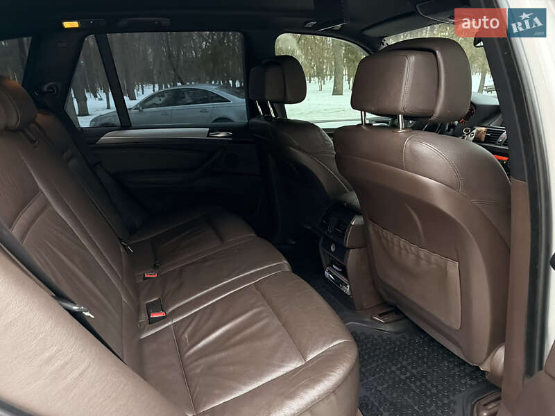 Позашляховик / Кросовер BMW X5 2009 в Чернігові