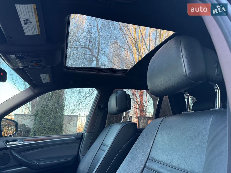 Внедорожник / Кроссовер BMW X5 2011 в Сарнах