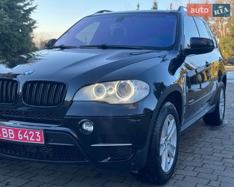 Внедорожник / Кроссовер BMW X5 2011 в Сарнах