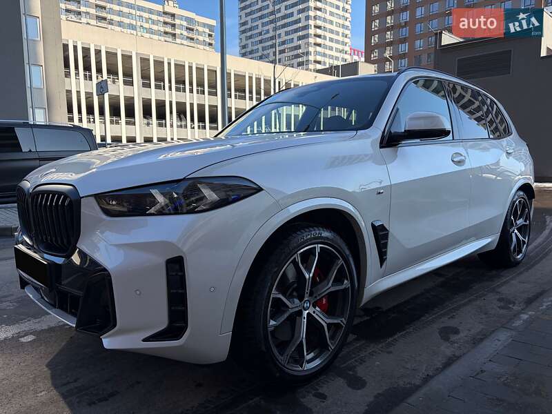 Позашляховик / Кросовер BMW X5 2023 в Києві
