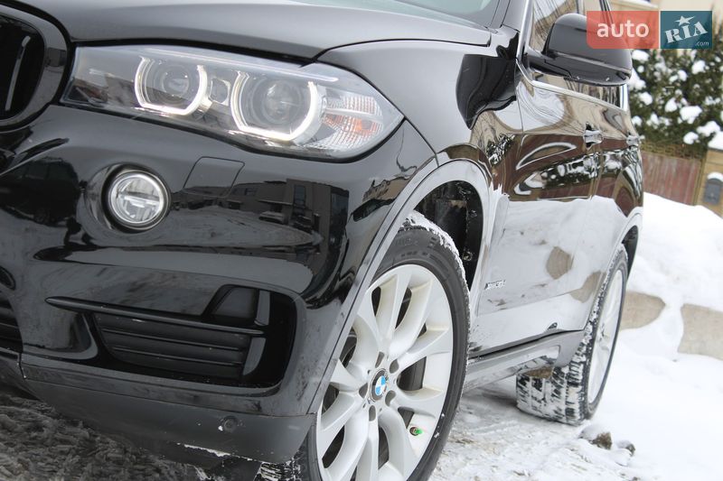 Позашляховик / Кросовер BMW X5 2015 в Рівному