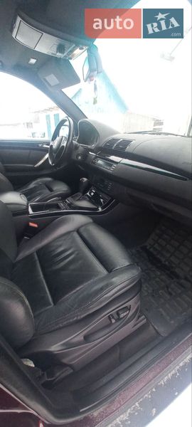 Внедорожник / Кроссовер BMW X5 2002 в Киеве