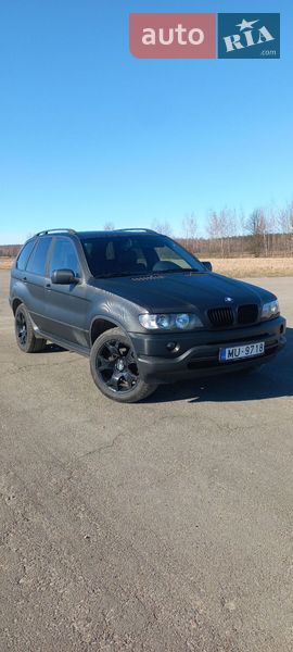 Внедорожник / Кроссовер BMW X5 2002 в Киеве