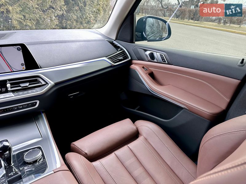 Внедорожник / Кроссовер BMW X5 2022 в Киеве