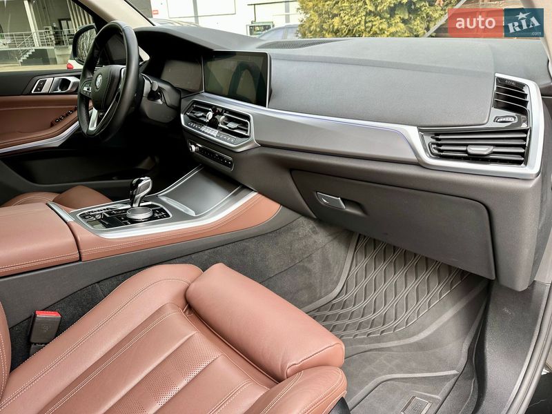 Внедорожник / Кроссовер BMW X5 2022 в Киеве