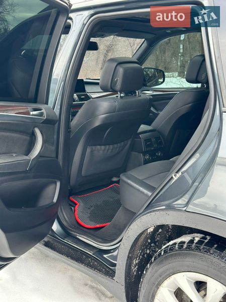 Внедорожник / Кроссовер BMW X5 2010 в Чернигове