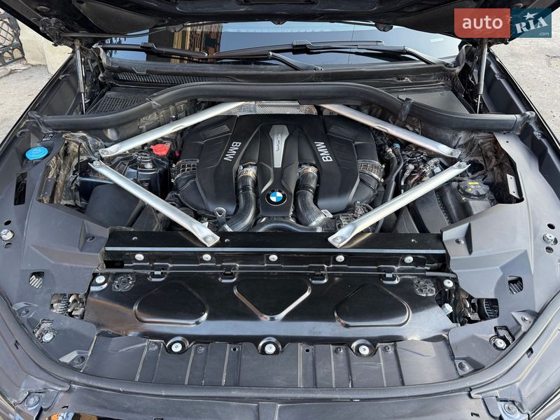 Позашляховик / Кросовер BMW X5 2019 в Чернівцях