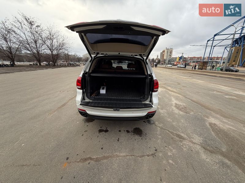 Внедорожник / Кроссовер BMW X5 2016 в Харькове