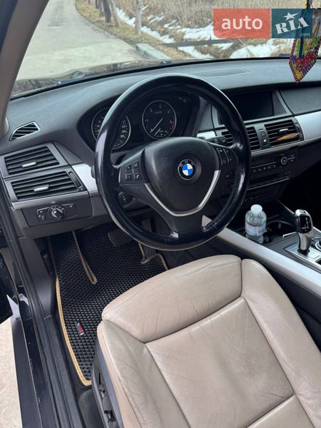 Позашляховик / Кросовер BMW X5 2011 в Івано-Франківську