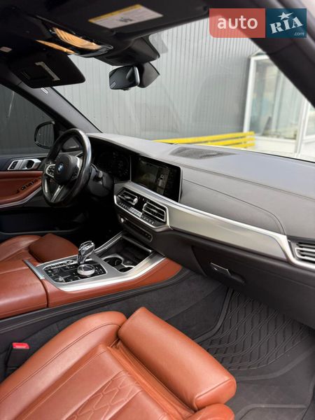 Внедорожник / Кроссовер BMW X5 2018 в Сокале