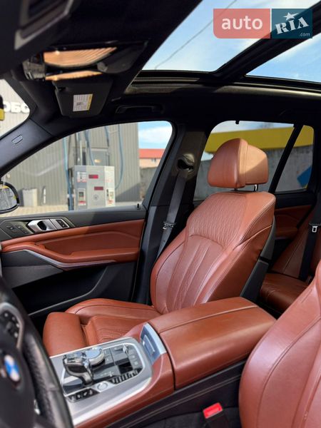 Внедорожник / Кроссовер BMW X5 2018 в Сокале