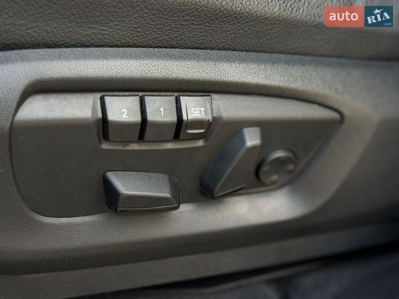 Внедорожник / Кроссовер BMW X5 2016 в Киеве