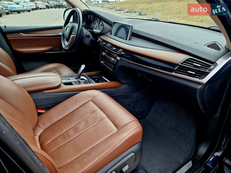 Внедорожник / Кроссовер BMW X5 2015 в Днепре