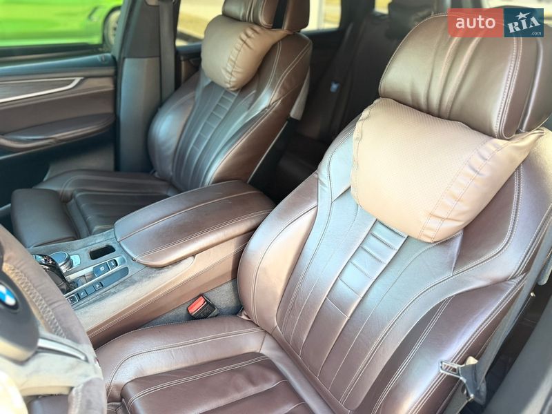 Внедорожник / Кроссовер BMW X5 2016 в Одессе