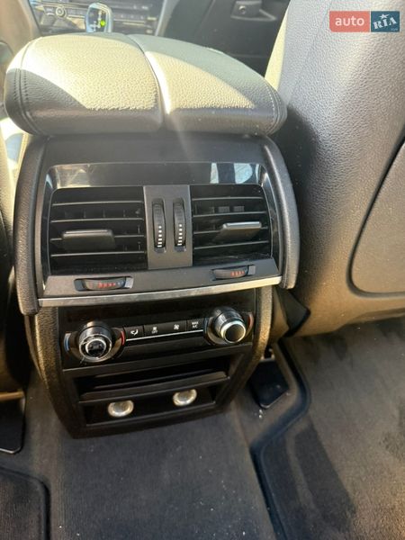 Позашляховик / Кросовер BMW X5 2016 в Чернівцях