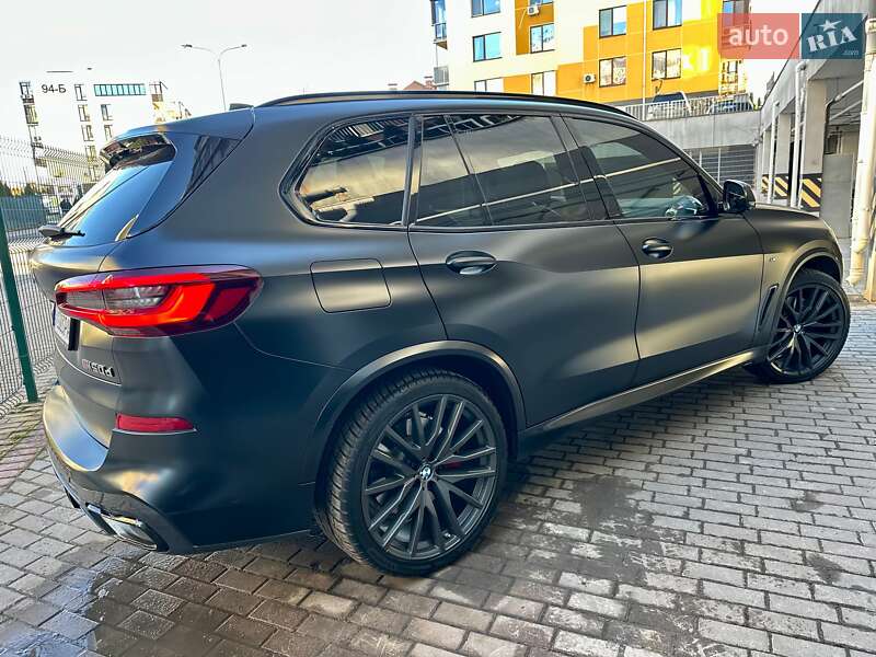 Внедорожник / Кроссовер BMW X5 2022 в Киеве