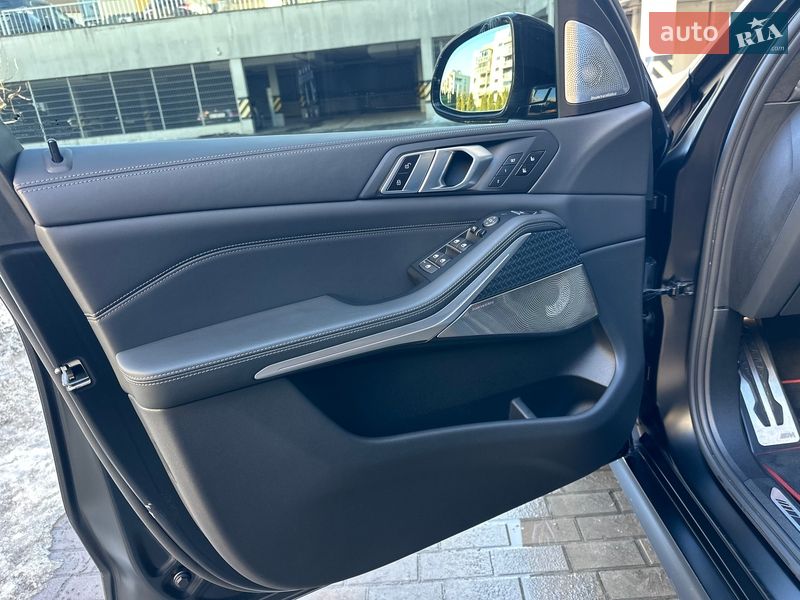 Внедорожник / Кроссовер BMW X5 2022 в Киеве