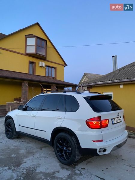 Внедорожник / Кроссовер BMW X5 2011 в Хотине