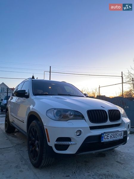 Внедорожник / Кроссовер BMW X5 2011 в Хотине
