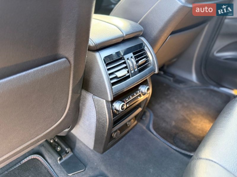 Позашляховик / Кросовер BMW X5 2016 в Києві